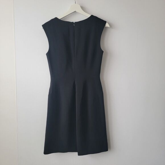 MM.LaFleur womens sleeveless Pencil Dress size 4 black office Classic - Picture 2 of 8